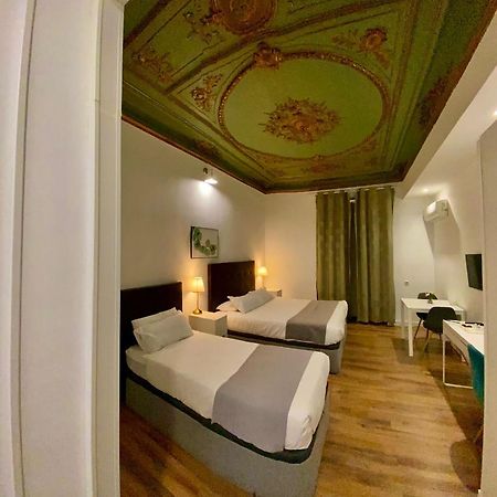 Opera Roost Hotell Madrid Exteriör bild