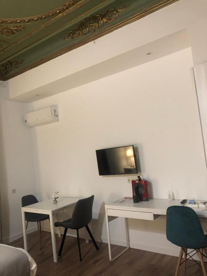 Opera Roost Hotell Madrid Exteriör bild