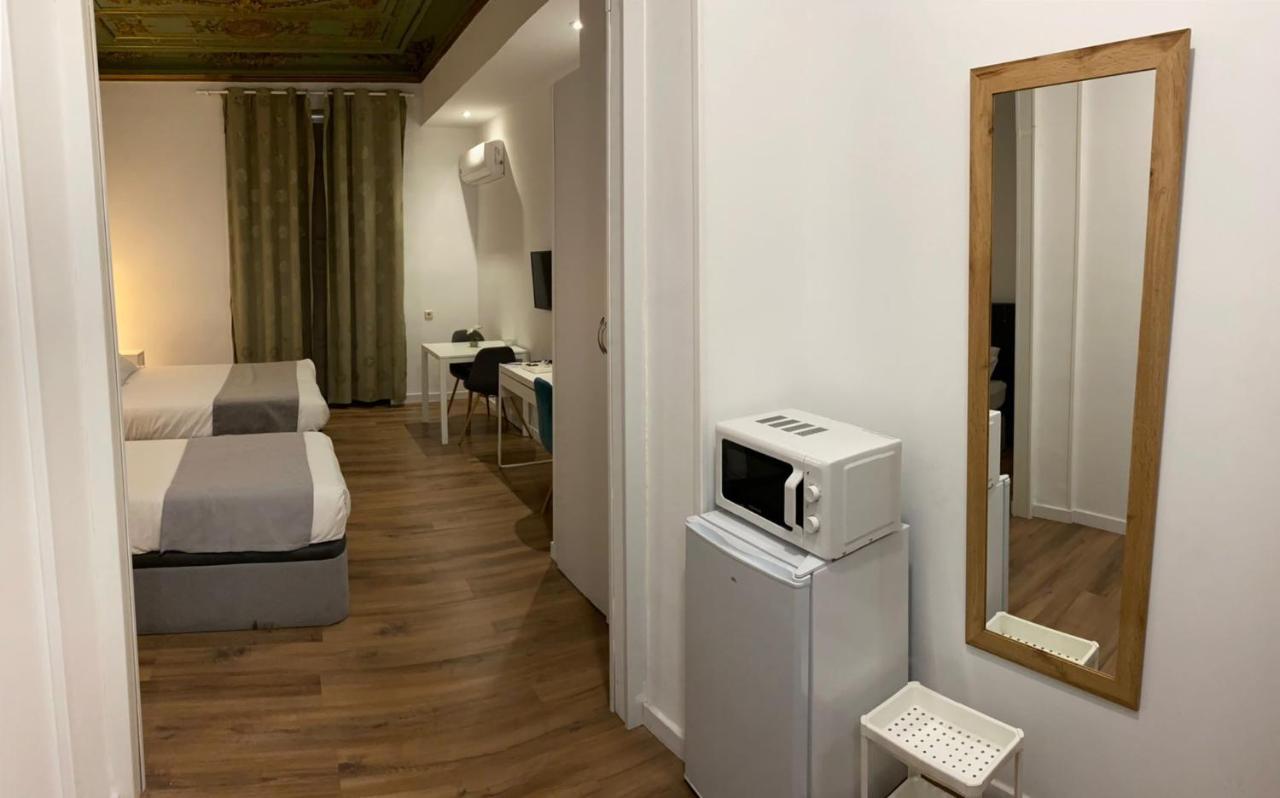 Opera Roost Hotell Madrid Exteriör bild